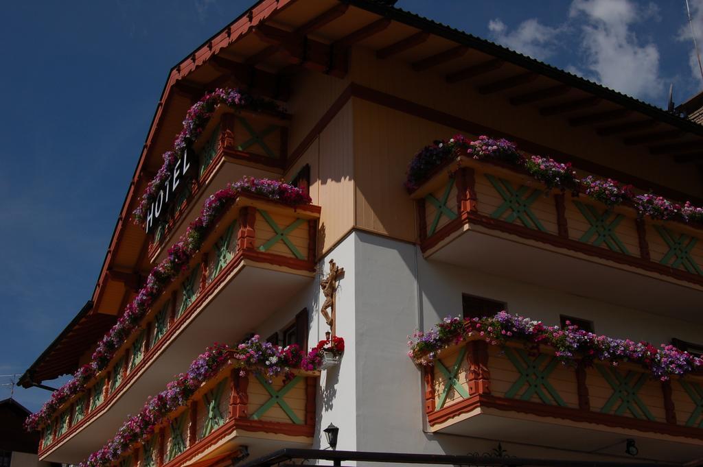 Hotel Millefiori Vigo di Fassa Eksteriør billede